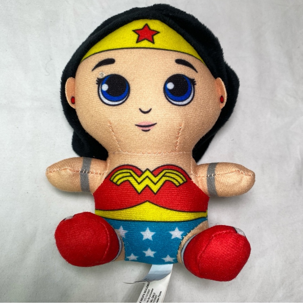 Wonder Woman DC Comics Justice League Toy Factory Stuffed Plush 7”